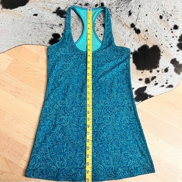 LULULEMON Cool‎ Racerback Foli Manifesto Bali Breeze Tofino Teal Size 4 Limited - Picture 7 of 10